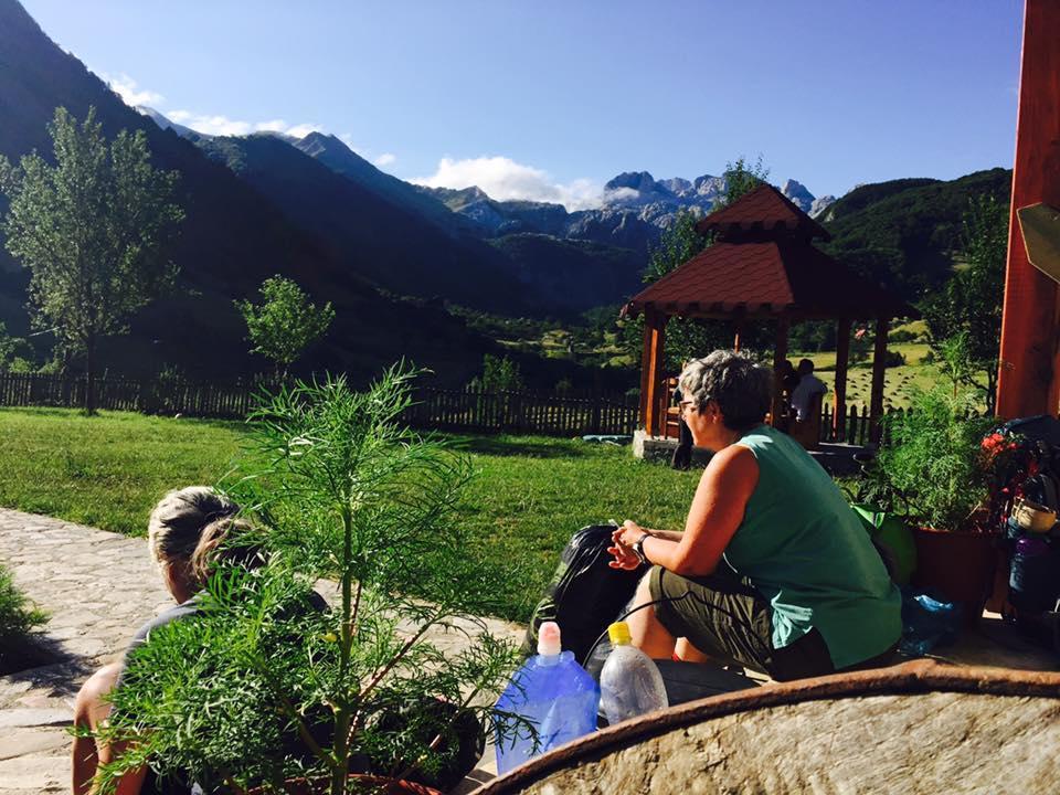 Guesthouse Alpini Lepushe 外观 照片